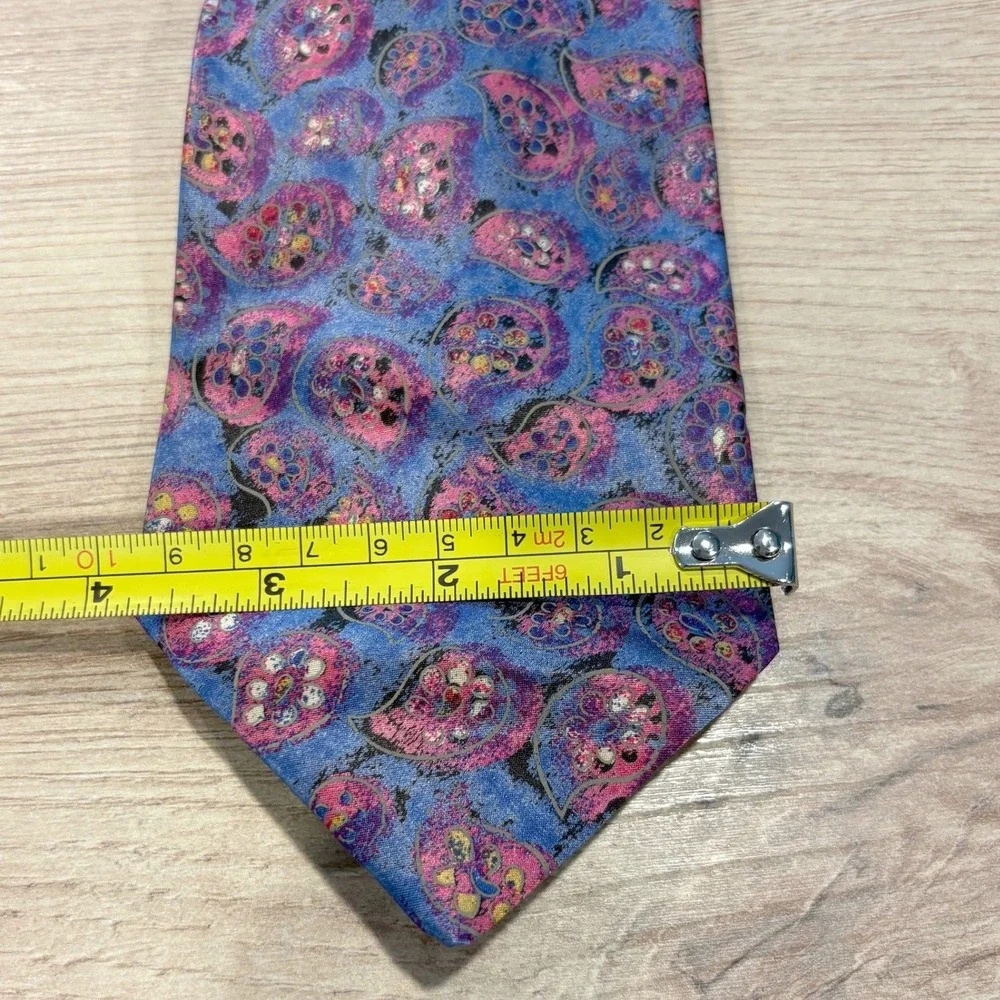 Donatello Mens Silk Tie Blue Pink Paisley Made in Italy Rome Formal Necktie